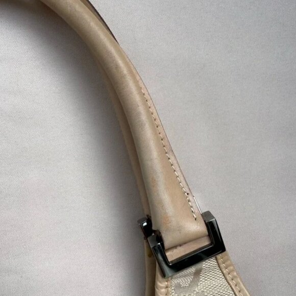 Gucci Vintage Large Logo Monogram Jackie Shoulder Hobo Bag in Beige Cream - Picture 13 of 16